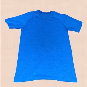 Lululemon Men’s Blue Workout Short Sleeve Top